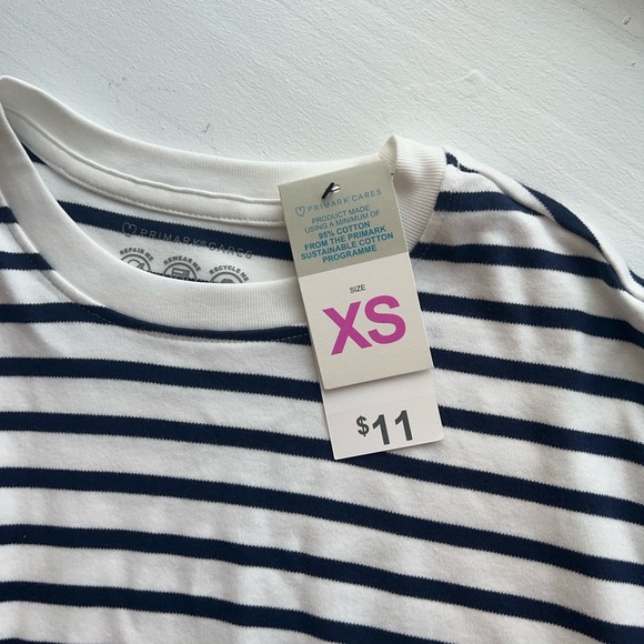 Primark Navy and White Short Sleeve Boxy T-Shirt - Picture 2 of 3